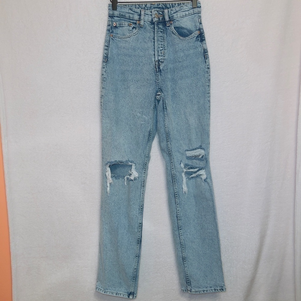 H&M Divided Light Wash Denim High Rise Button Fly Loose Straight Jeans size 2